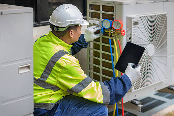 Professional Ac Installation technician working in Dupont, PA
